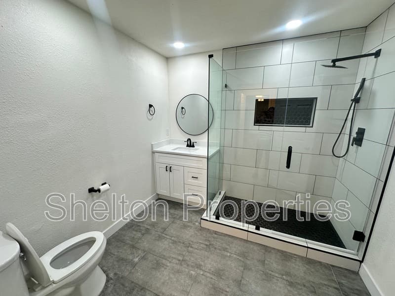 Sun City House: 10806 W Camelot Cir