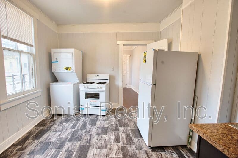 New Orleans Condo: 654 S. Rendon Street