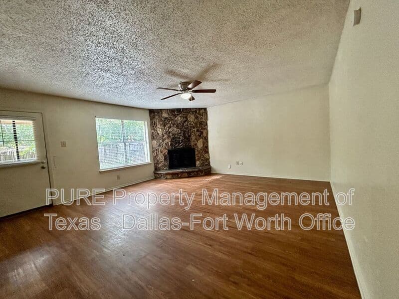 Arlington House: 3502 Littlestone Drive