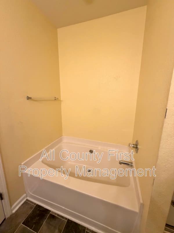 Lithonia House: 1368 Rogers Trce