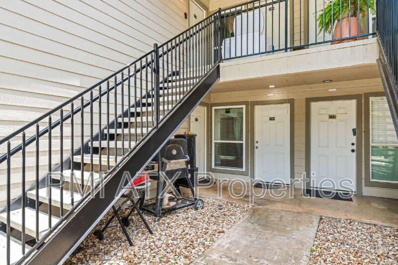 Austin Condo: 2124 Burton Drive