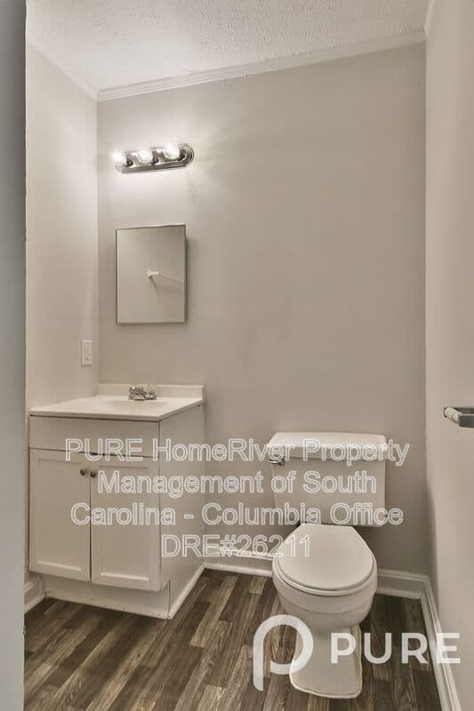 Columbia House: 1017 Rockymount Rd