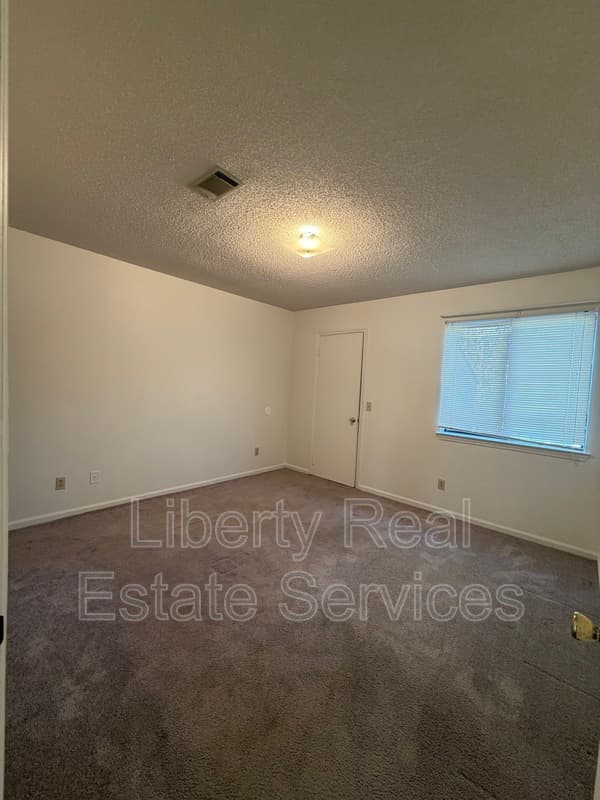 Hinesville Condo: 910 Brett Dr
