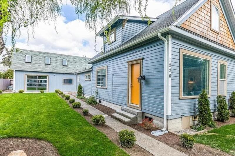 Seattle House: 1226 S Trenton St