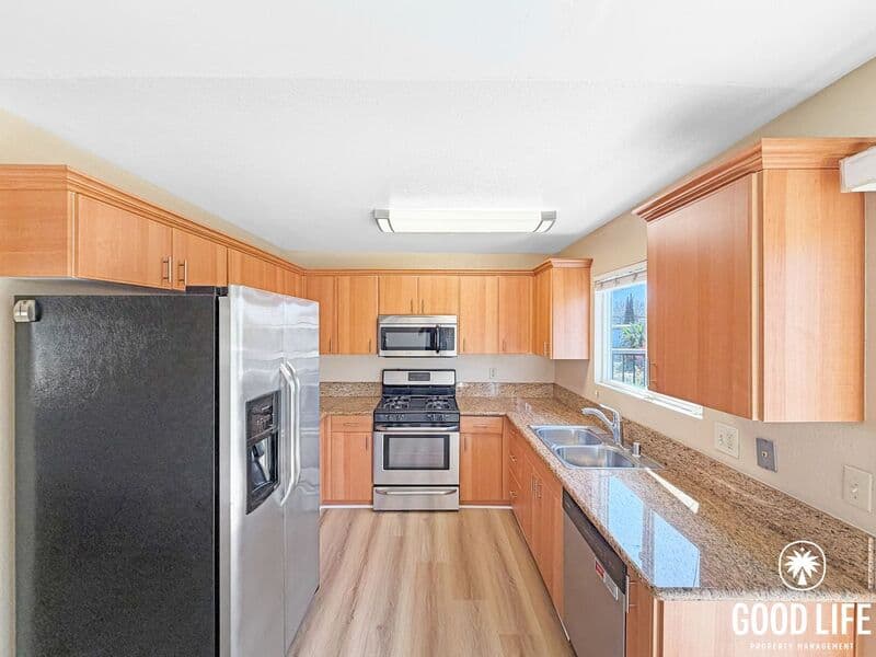 San Diego House: 2506 44th St