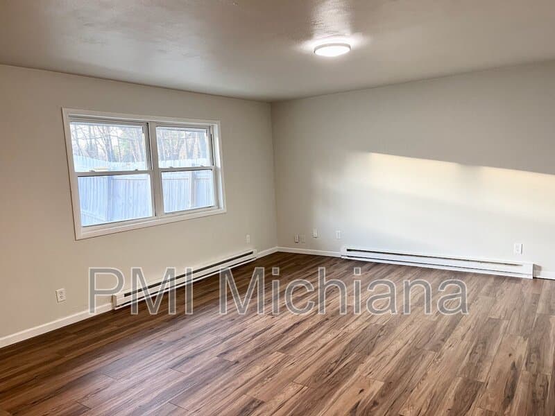 South Bend Condo: 2020 Lathrop St
