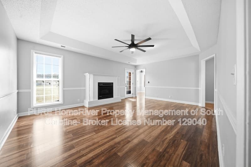 Sumter House: 2900 Lancaster Dr