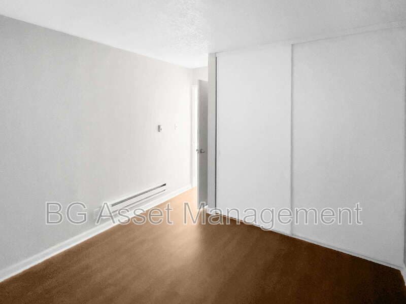 Hayward Condo: 944 Fletcher Lane