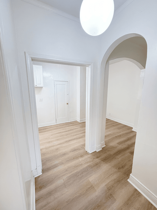 Venice Condo: 21 Westminster Avenue - 201