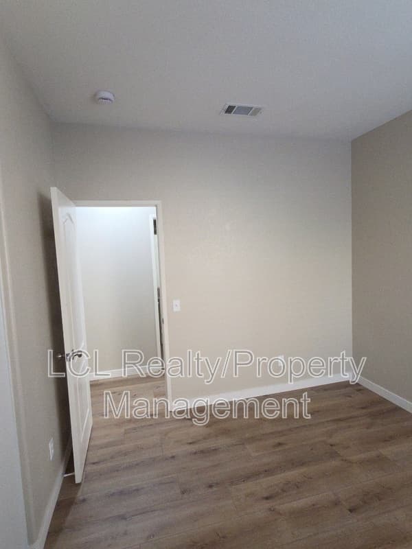 Eastvale House: 6563 Peridot Ct