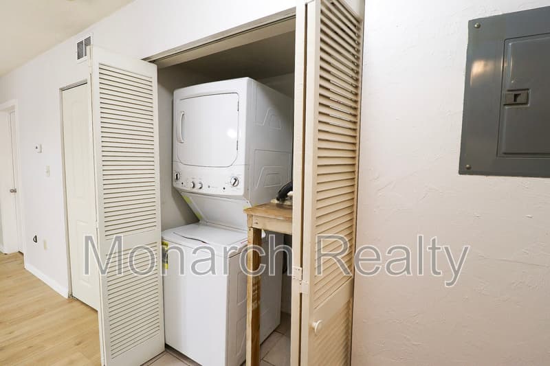 Gainesville Condo: 89 Southeast 16th Avenue - 101
