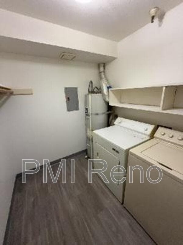 Reno Apartment: 160 Park Street