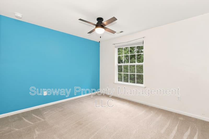 Pemberton House: 13 Grist Mill Ct