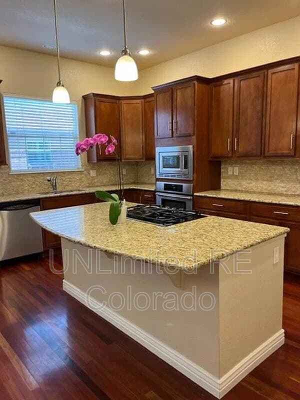 Englewood Townhome: 7833 Vallagio Lane