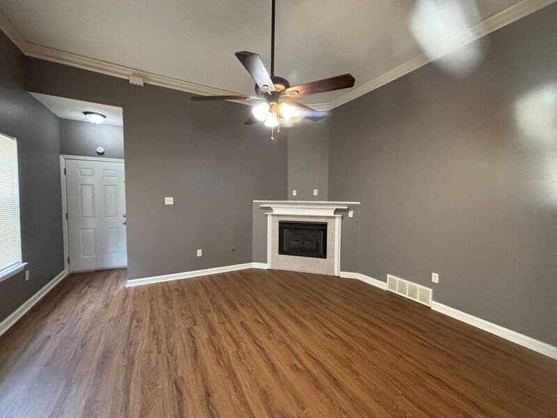 Cordova House: 1481 Estacada Way