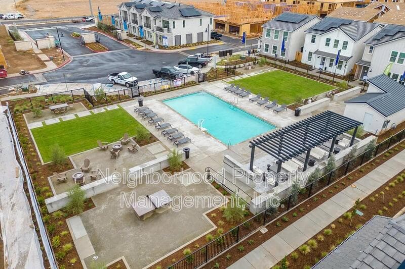 Fresno Condo: 2885 East Tamarind Drive - 1