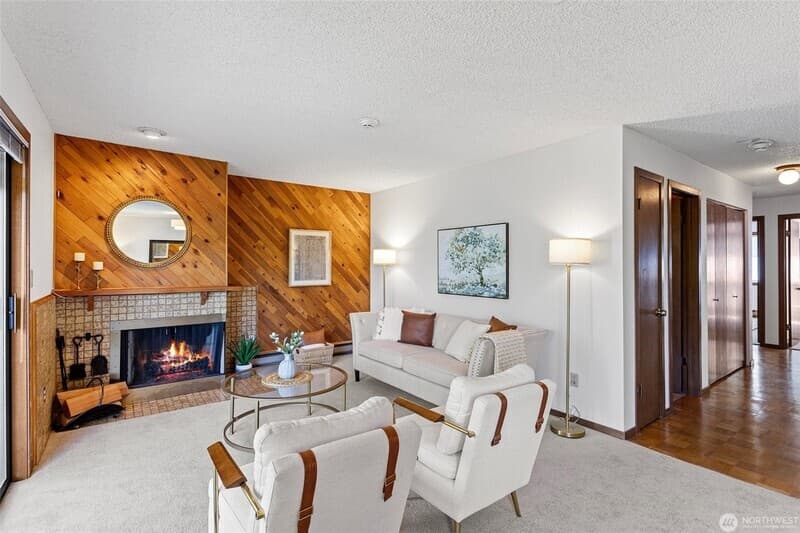 Bellevue Townhome: 12840 SE 40th Ct