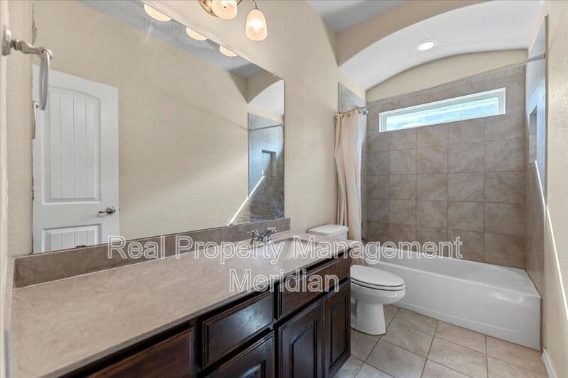 Fort Worth House: 1816 Placitas Trail