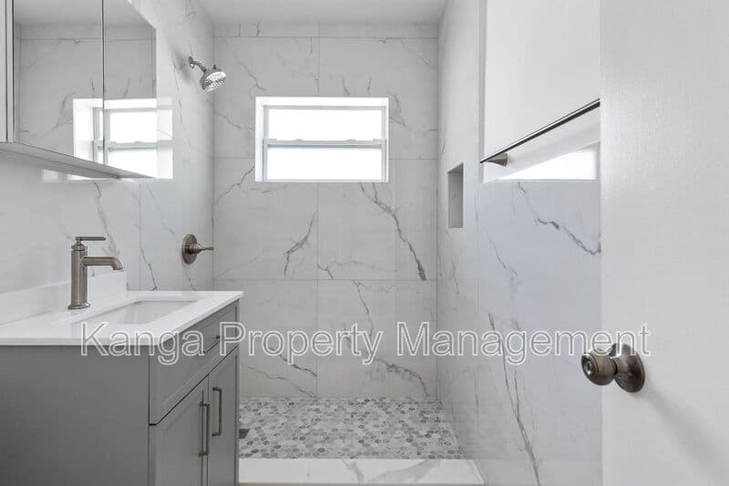 Fort Lauderdale House: 1134 Ne 16 Terrace