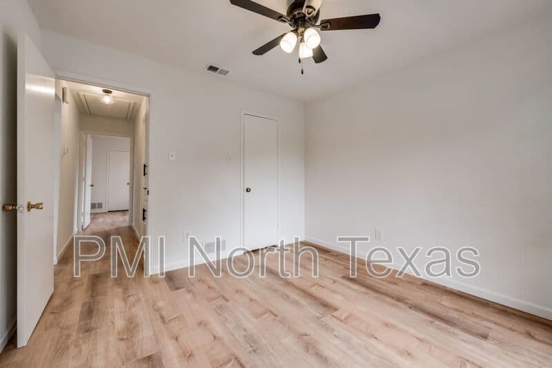 Frisco House: 8880 Woodstream Dr