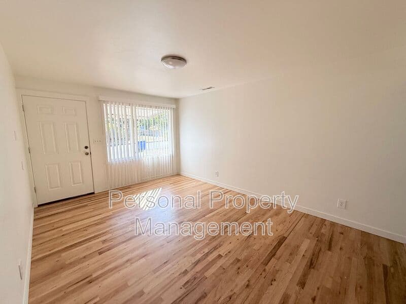 Vancouver House: 3312 V Street