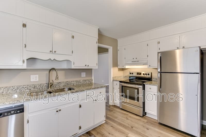 Martinez House: 4565 Rockdale Court