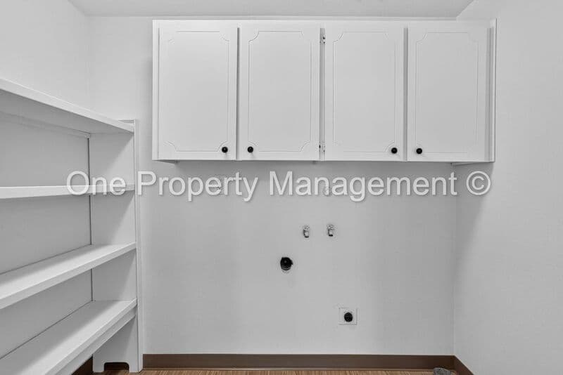 Vancouver House: 3738 NE 45th St