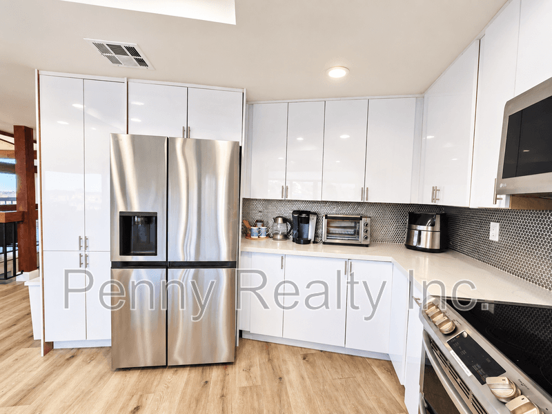 Escondido House: 9603 Indian Creek Way