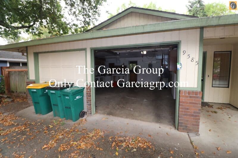 Beaverton House: 9585 SW New Forest Dr