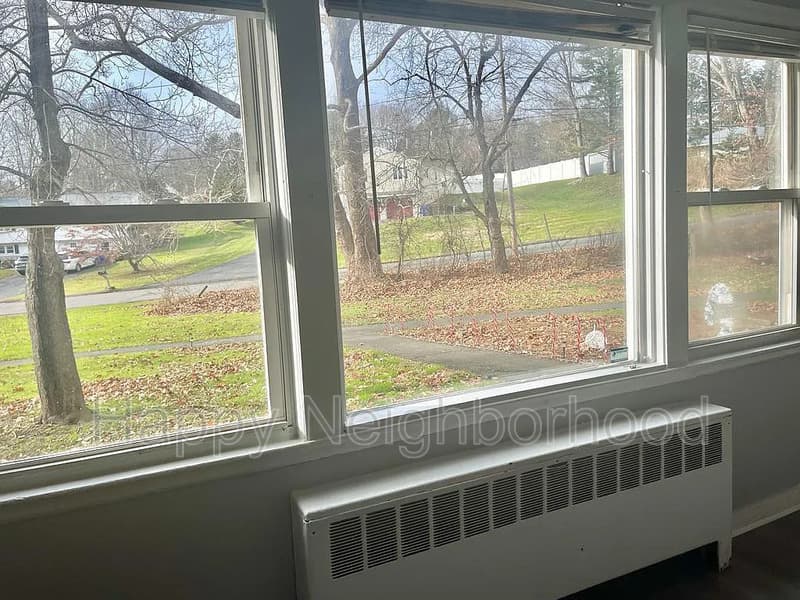 Wallingford House: 153 North Ridgeland Road