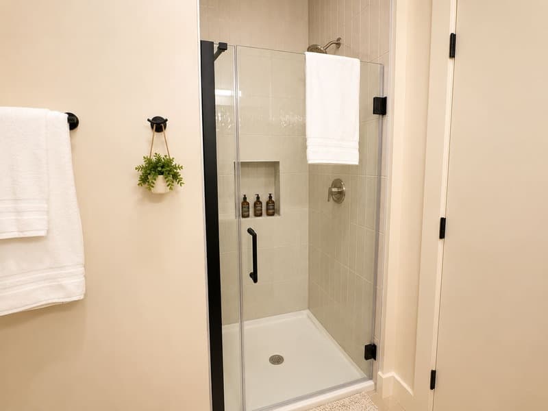 Savannah Condo: 2613 Montgomery Street