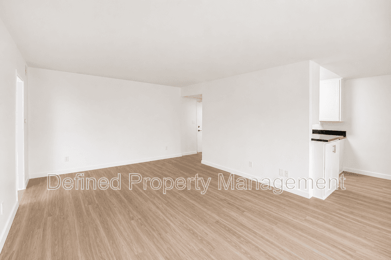 Northridge Condo: 16901 NAPA ST