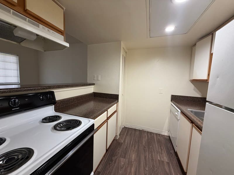 Orlando Condo: 5000 Sumerset St
