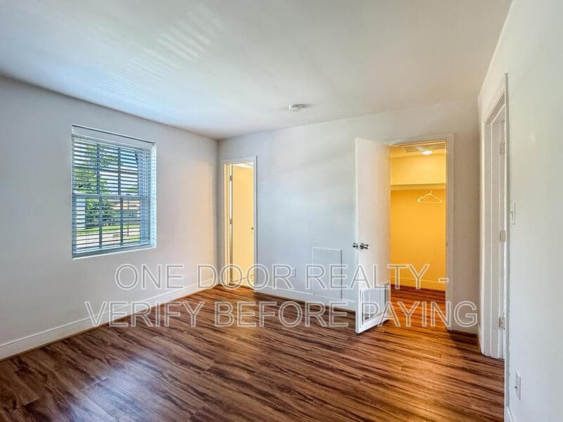 Williamsburg Condo: 732 Scotland Street