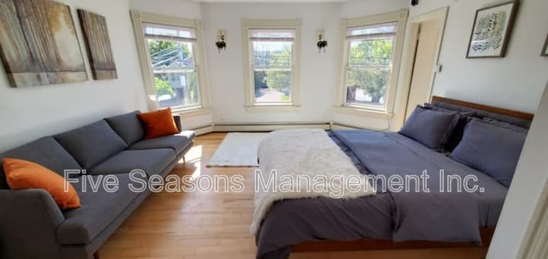 Burlington Condo: 94 North Winooski Avenue - 2