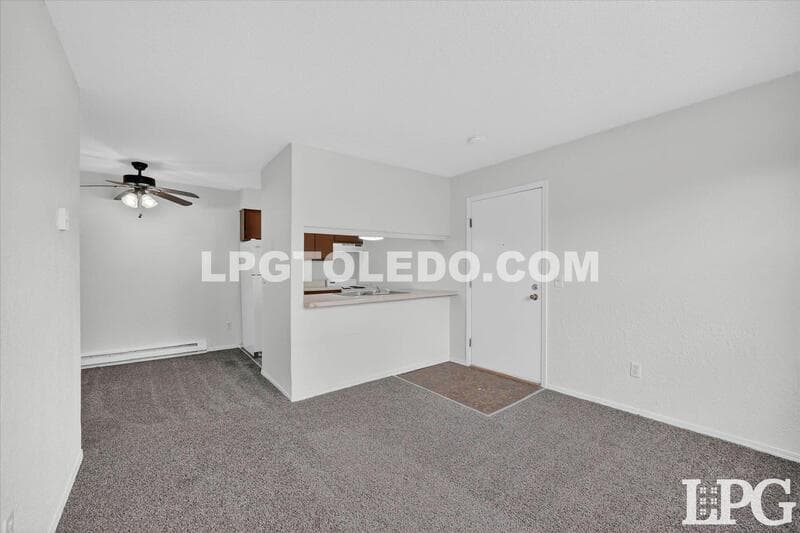 Toledo Condo: 1220 Bedford Woods Dr.-16