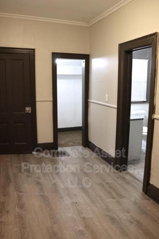 LaPorte House: 1405 Jefferson Avenue