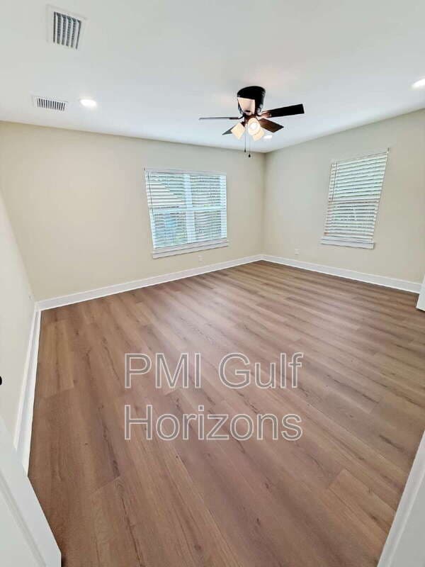 Pensacola House: 239 North K Street