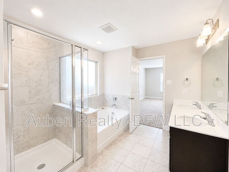 Aubrey House: 2605 Wesley Avenue