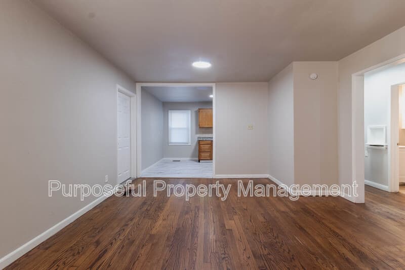 Del City House: 4017 Southeast 23rd Street