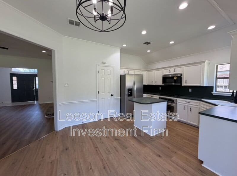 Bossier City House: 3120 Stockwell Rd