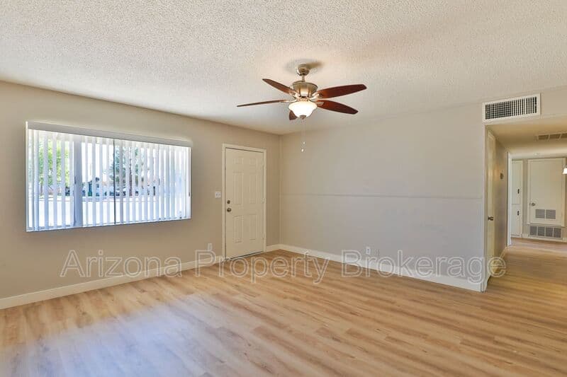 Mesa House: 1026 S. Grand