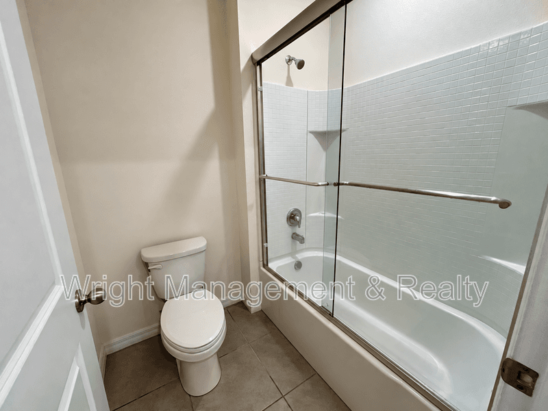 Odessa House: 15450 Black Pepper Lane