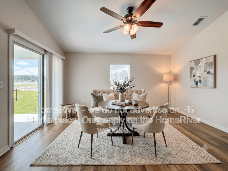 Jacksonville House: 6918 Myrtle Oak Rd