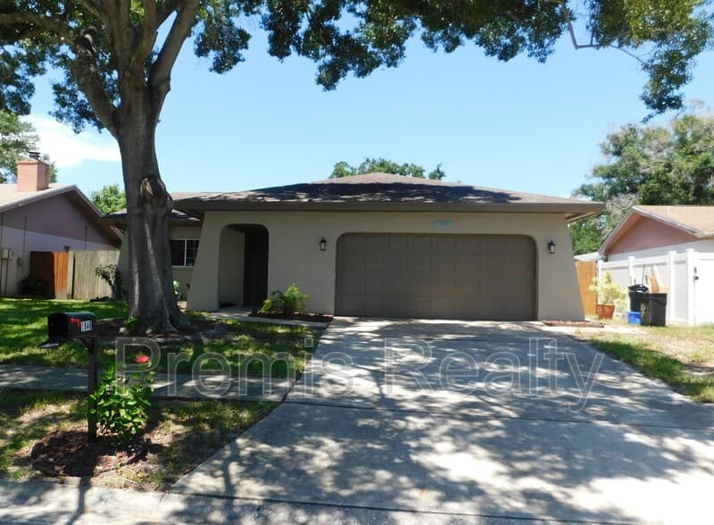 Palm Harbor House: 1846 East Orangeside Road