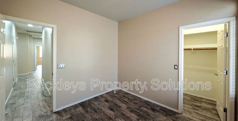 Chandler House: 1311 E Marlin Dr