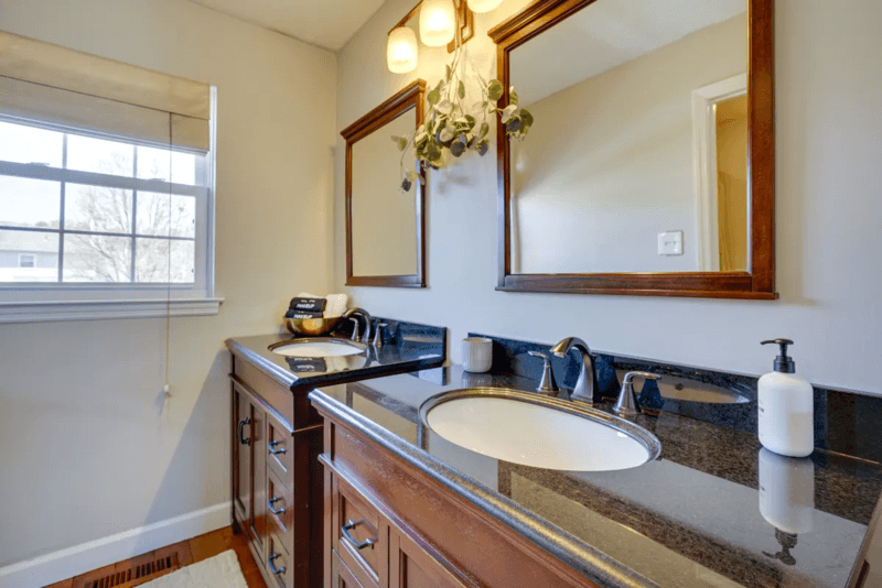 Lumberton Township House: 151 Rambling Rd
