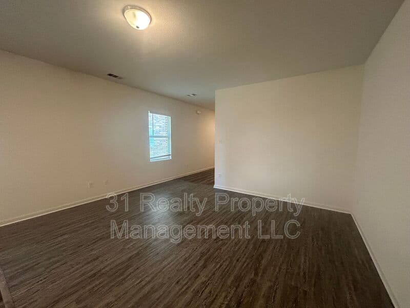 Princeton House: 1805 Chapel Hill Rd