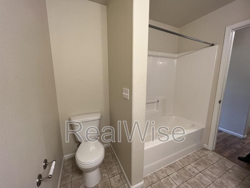 Redmond Townhome: 2250 SW 21st St