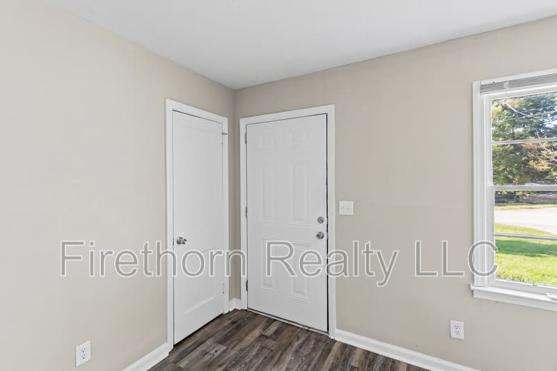 Augusta House: 2541 Rhodes Drive